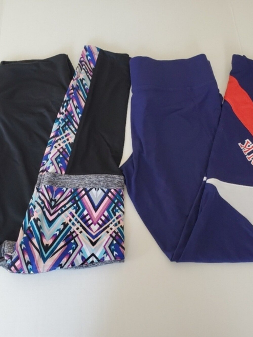 Victoria's Secret Pink leggings Size M Bundle Of Two